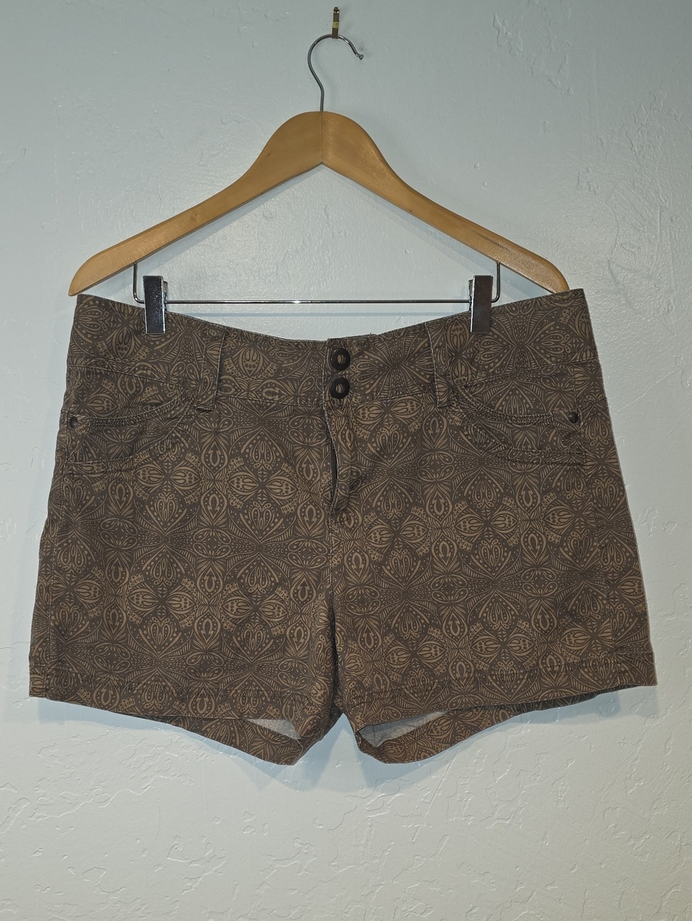 Athleta Womens Brown Stretch Shorts